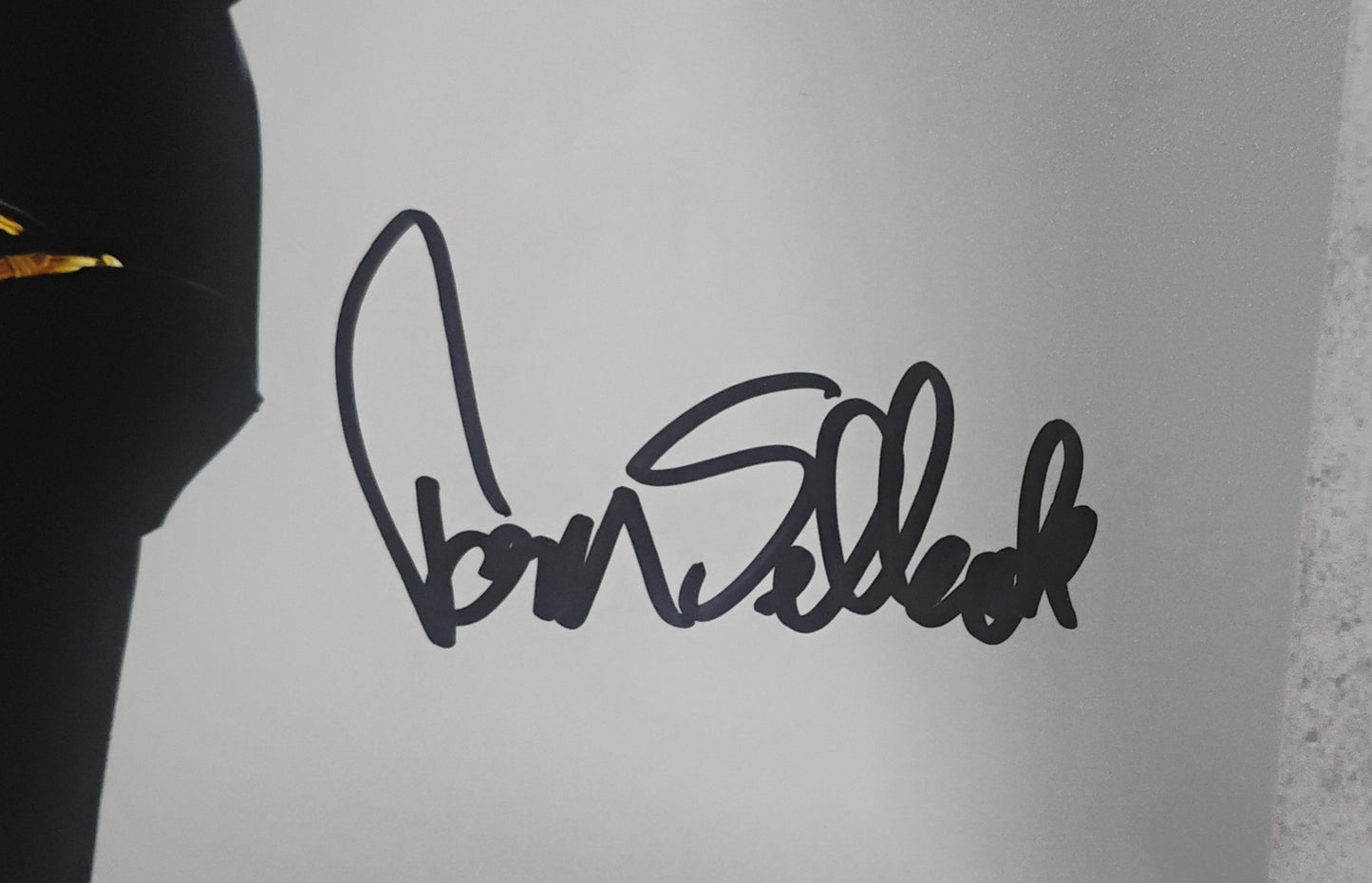 Tom Selleck Hand Signed Autograph 8x10 Photo OPix COA Blue Blood