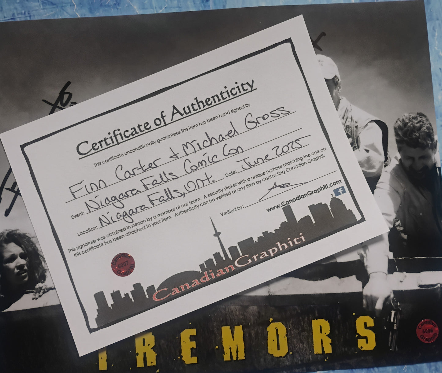 Michael Gross & Finn Carter Hand Signed Autograph 8x10 Photo COA Tremors