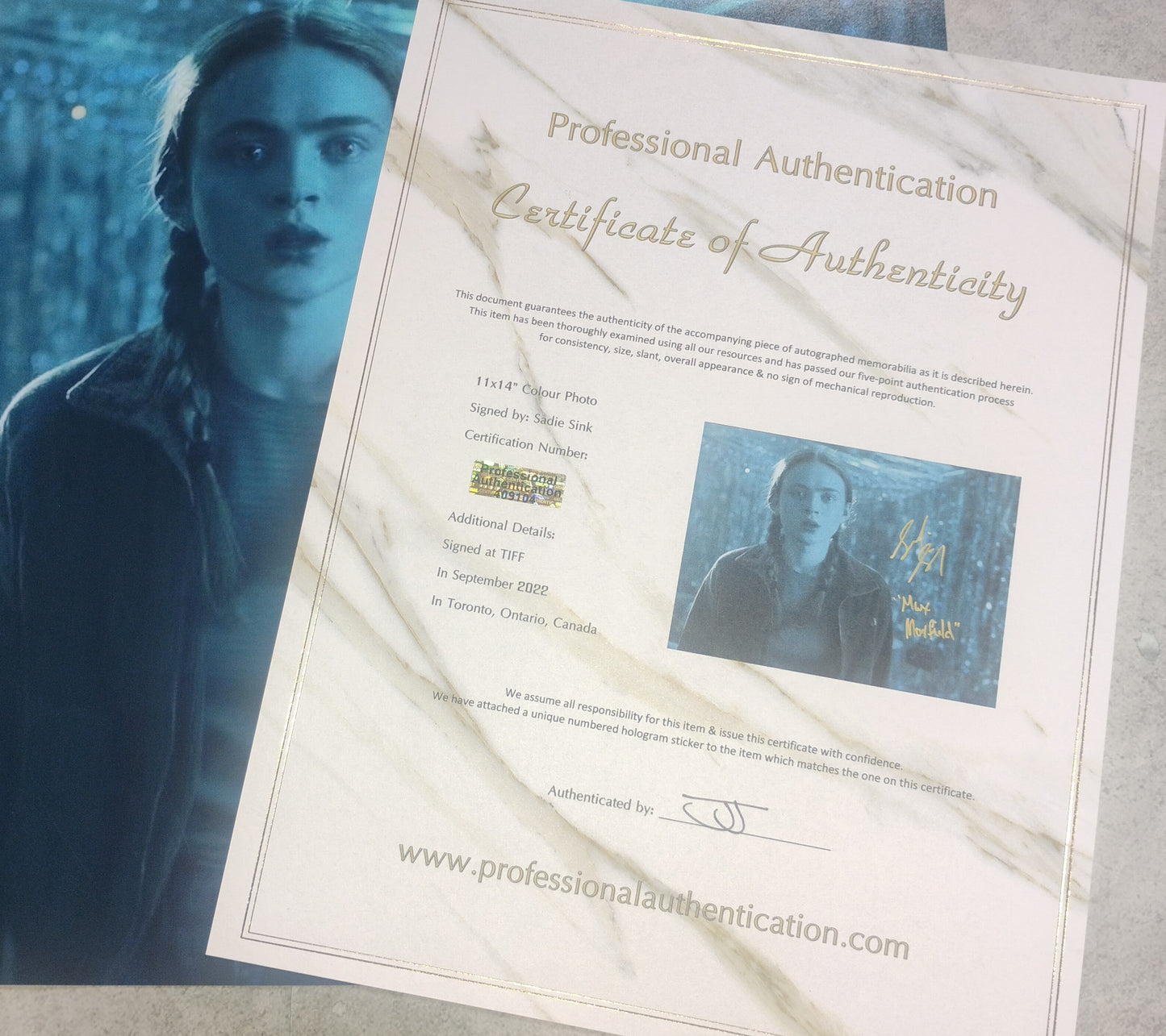 Sadie Sink Hand Signed Autograph 11x14 Photo COA Stranger Things
