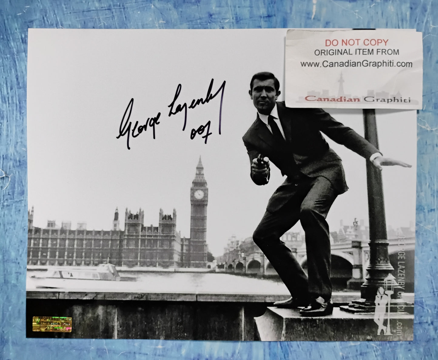 George Lazenby Hand Signed Autograph 8x10 Photo COA James Bond