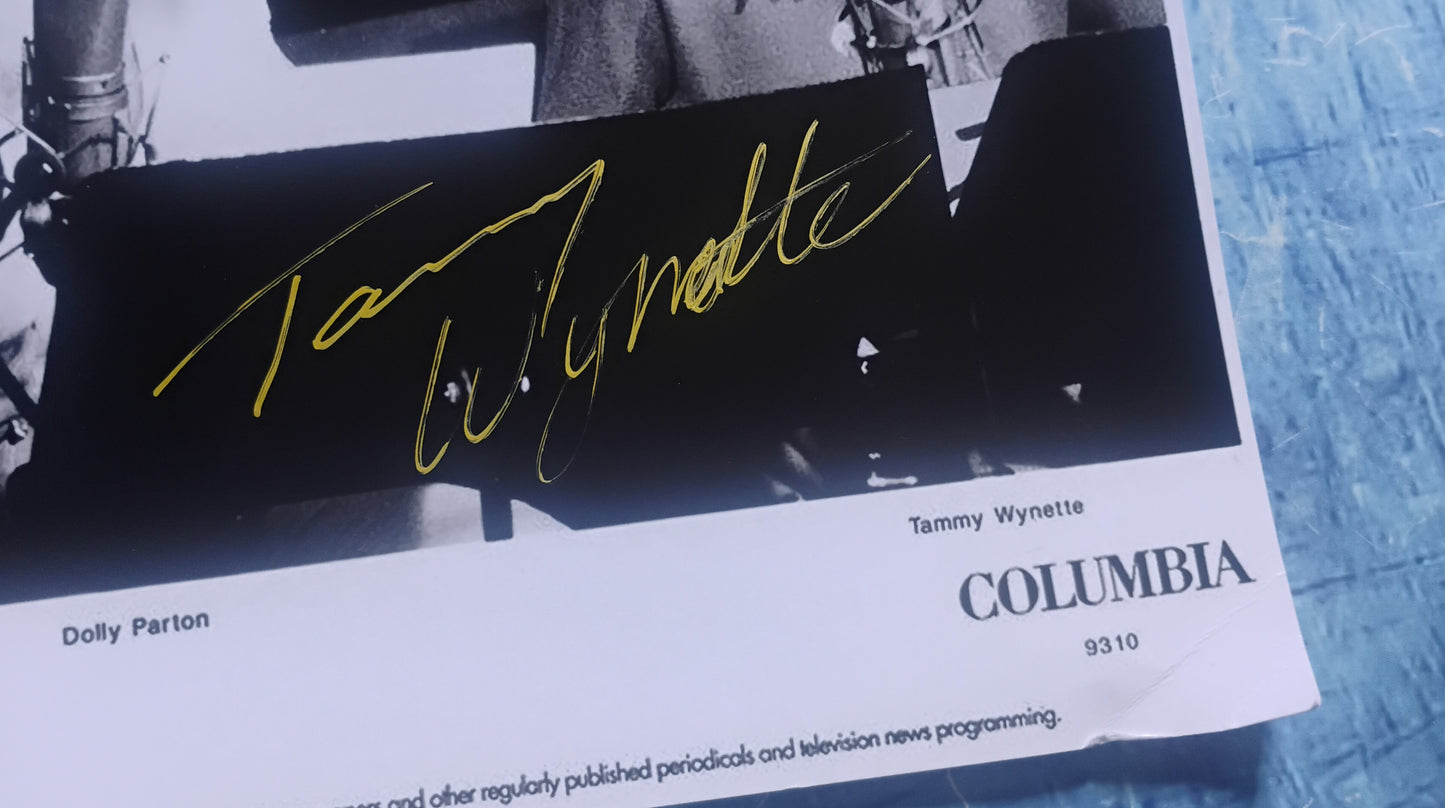 Dolly Parton, Loretta Lynn & Tammy Wynette Hand Signed Autograph 8x10 Photo COA