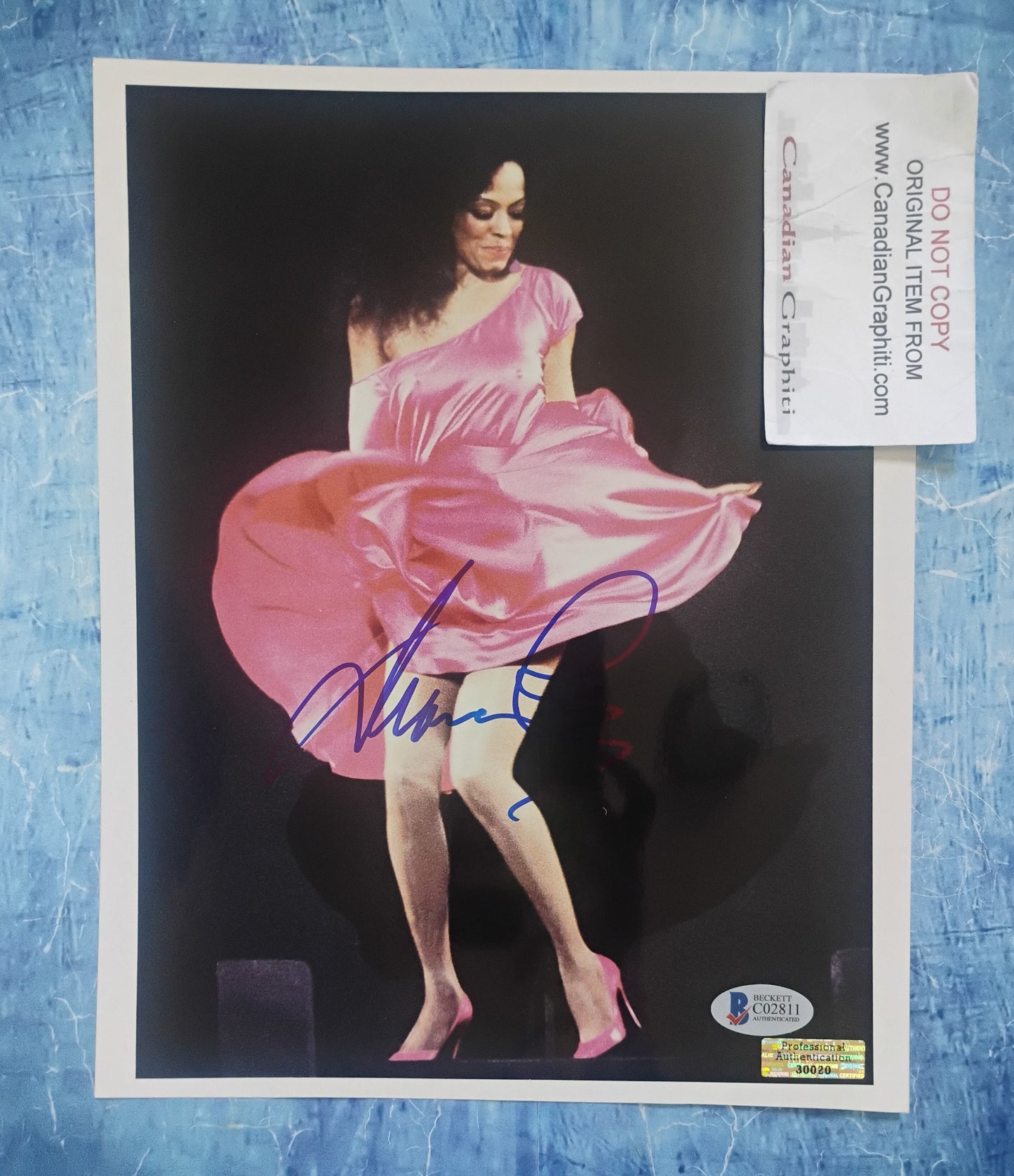 Diana Ross Hand Signed Autograph 8x10 Photo BAS COA