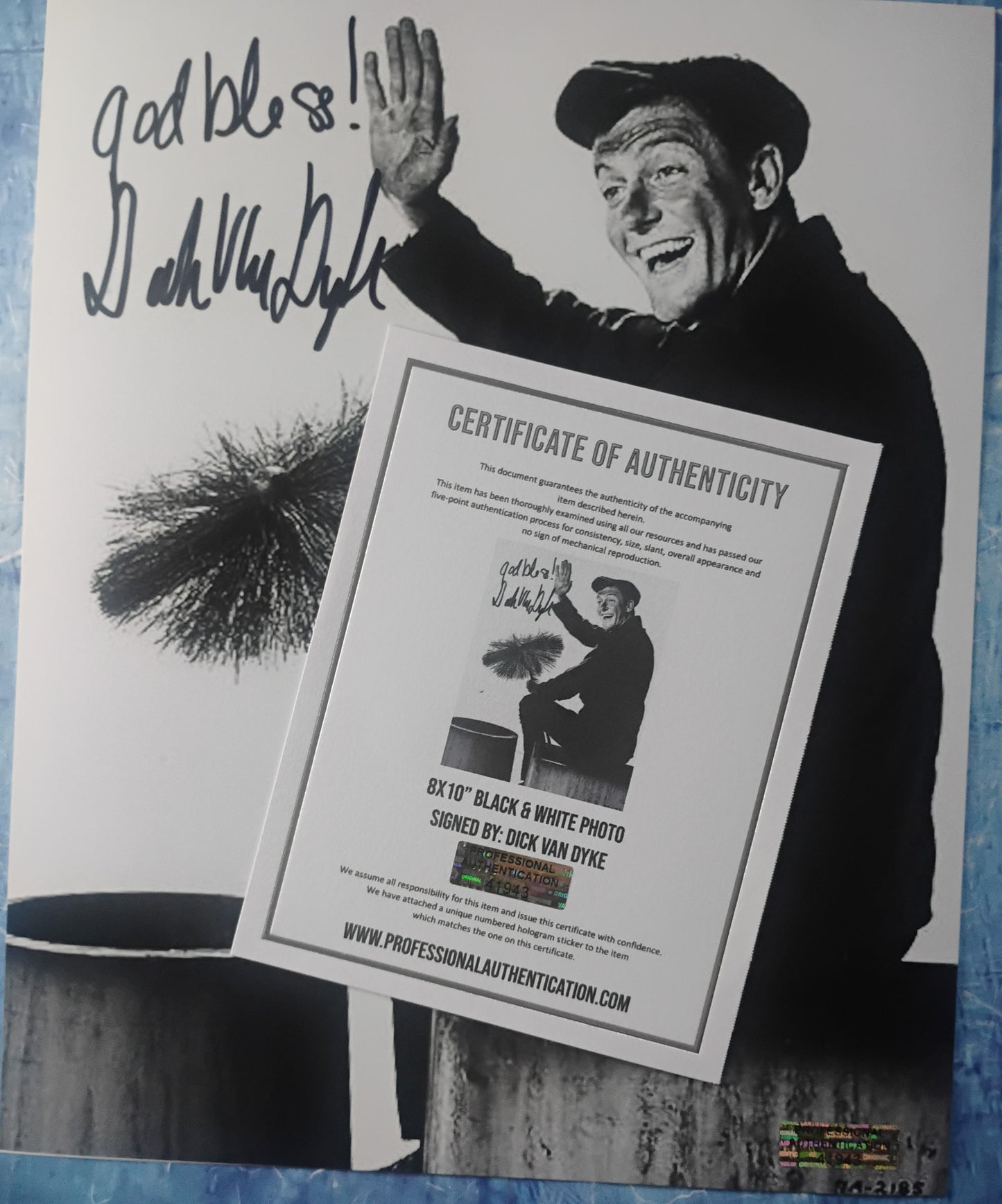 Dick Van Dyke Hand Signed Autograph 8x10 Photo COA