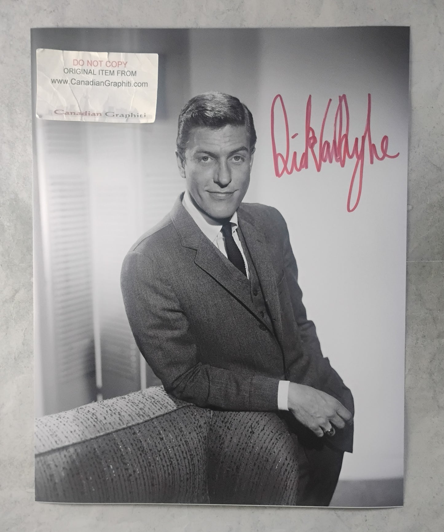 Dick Van Dyke Hand Signed Autograph 11x14 Photo COA