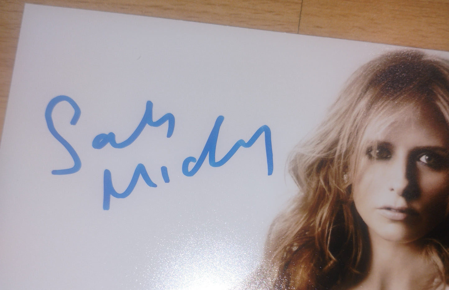 Sarah Michelle Gellar Hand Signed Autograph 8x10 Photo BAS COA