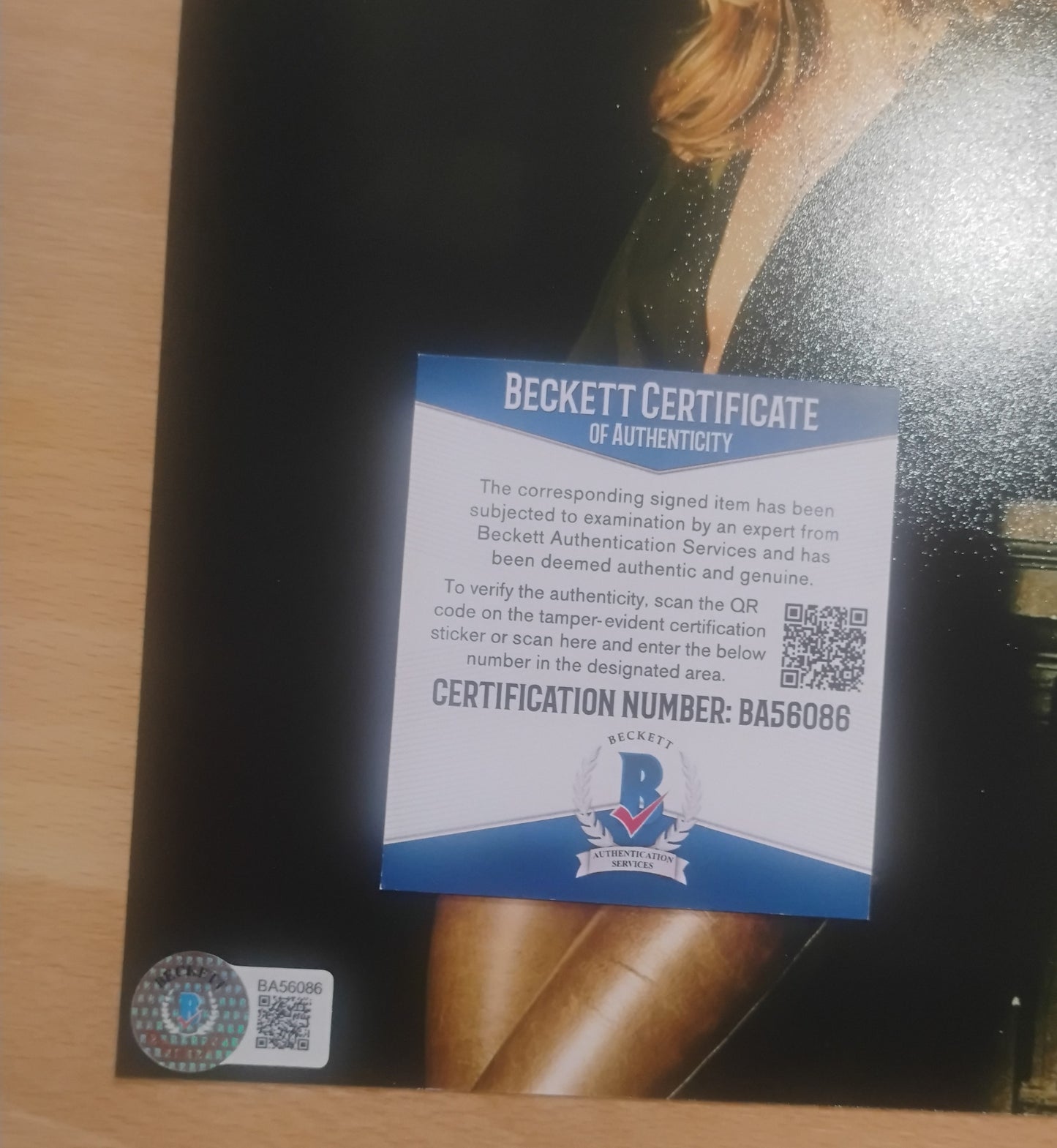 Sarah Michelle Gellar Hand Signed Autograph 8x10 Photo BAS COA