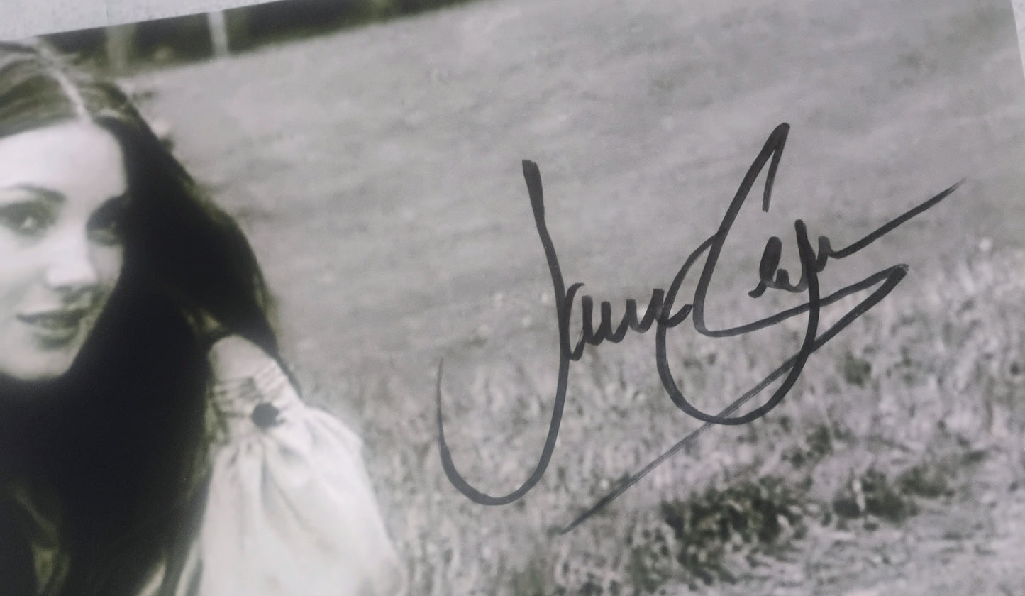 Jane Seymour Hand Signed Autograph 8x10 Photo BAS COA James Bond