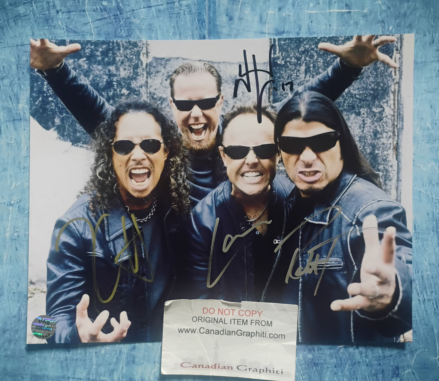 Metallica Hand Signed Autograph 8x10 Photo COA James Hetfield, Kirk Hammett, Robert Trujillo & Lars Ulrich