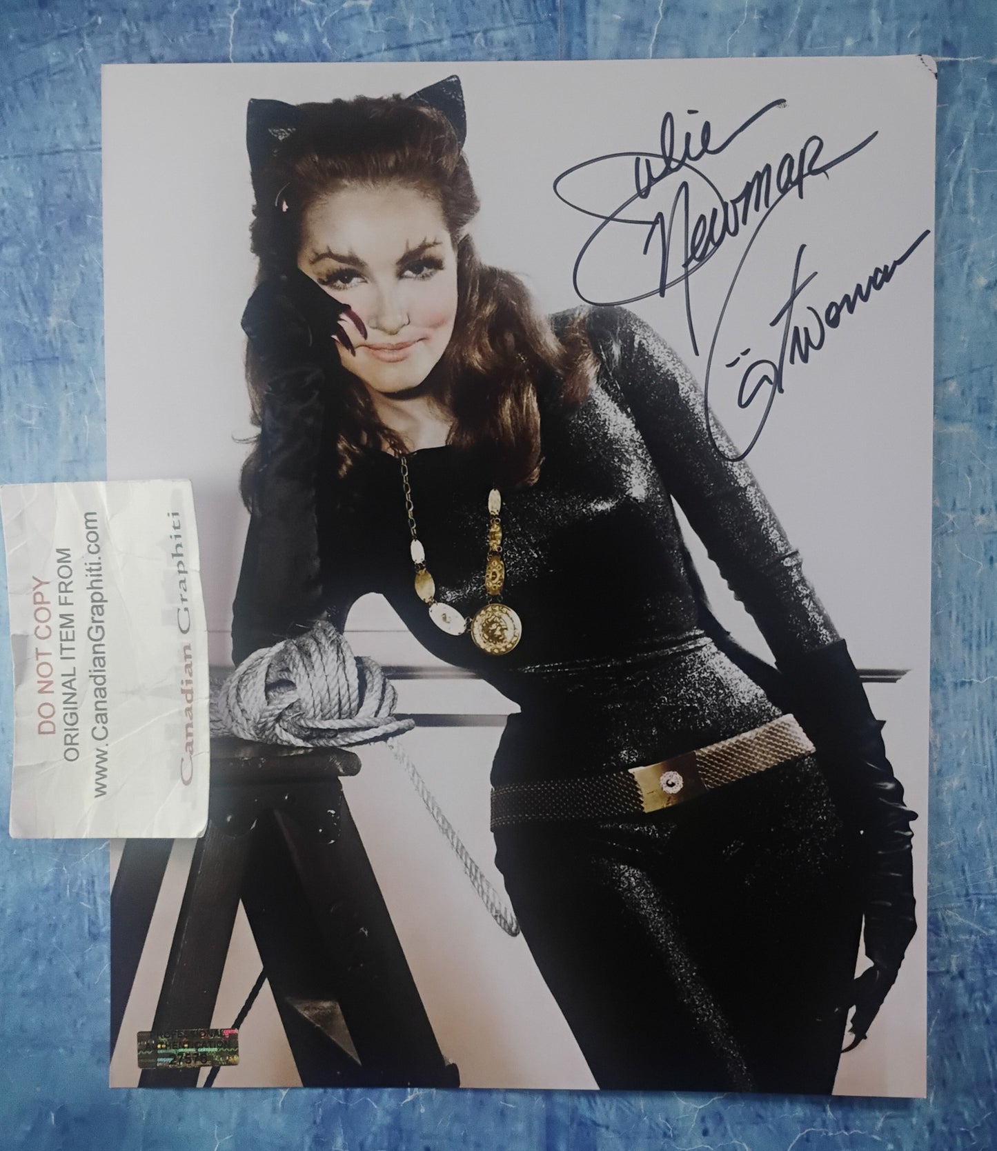 Julie Newmar Hand Signed Autograph 8x10 Photo COA Catwoman