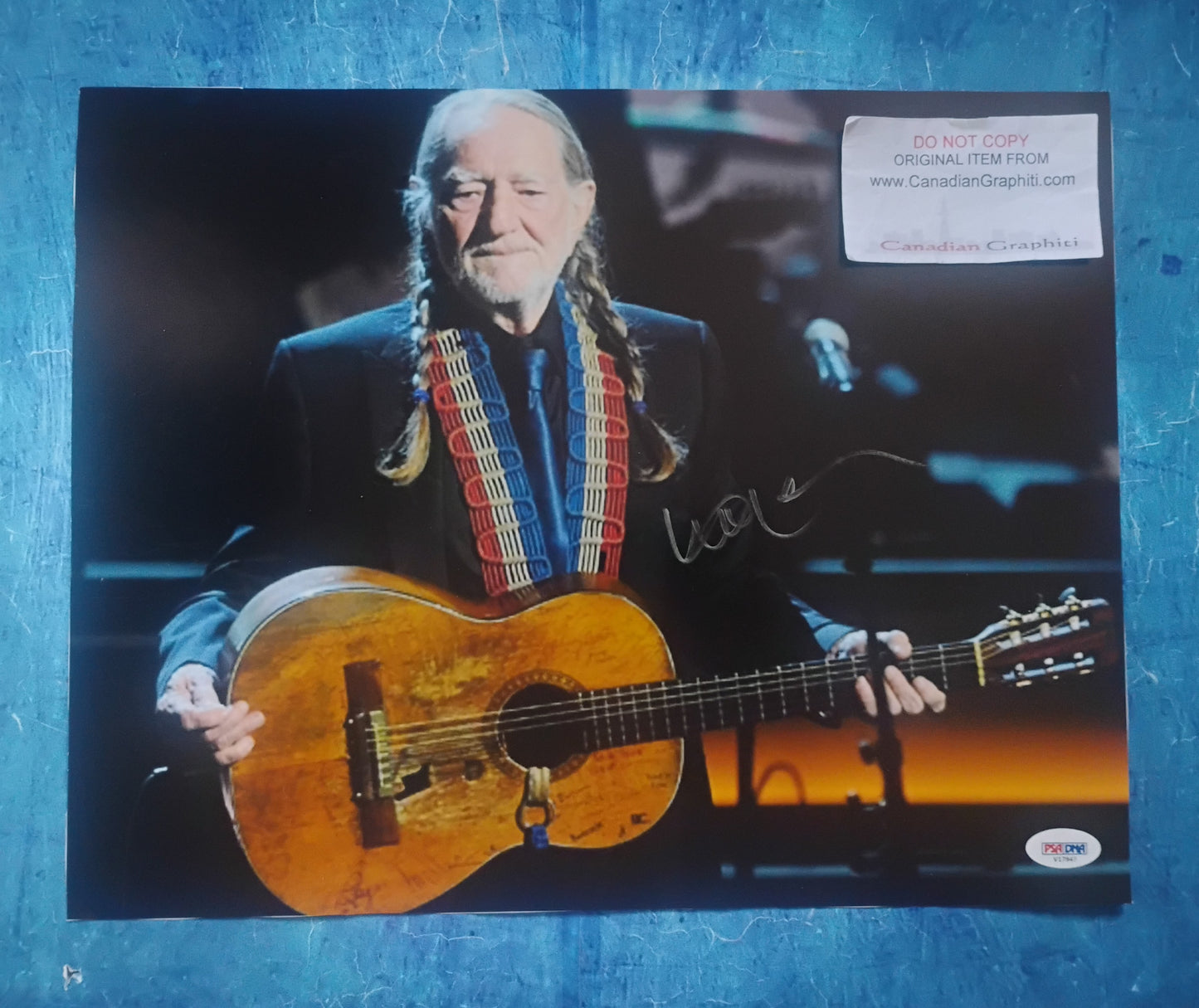 Willie Nelson Hand Signed Autograph 11x14 Photo PSA COA