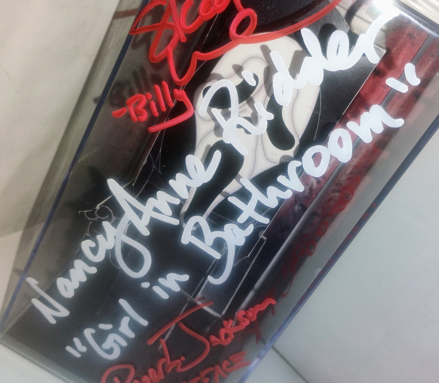 Scream 4x Cast Signed Ghostface COA Skeet Ulrich, Roger L Jackson