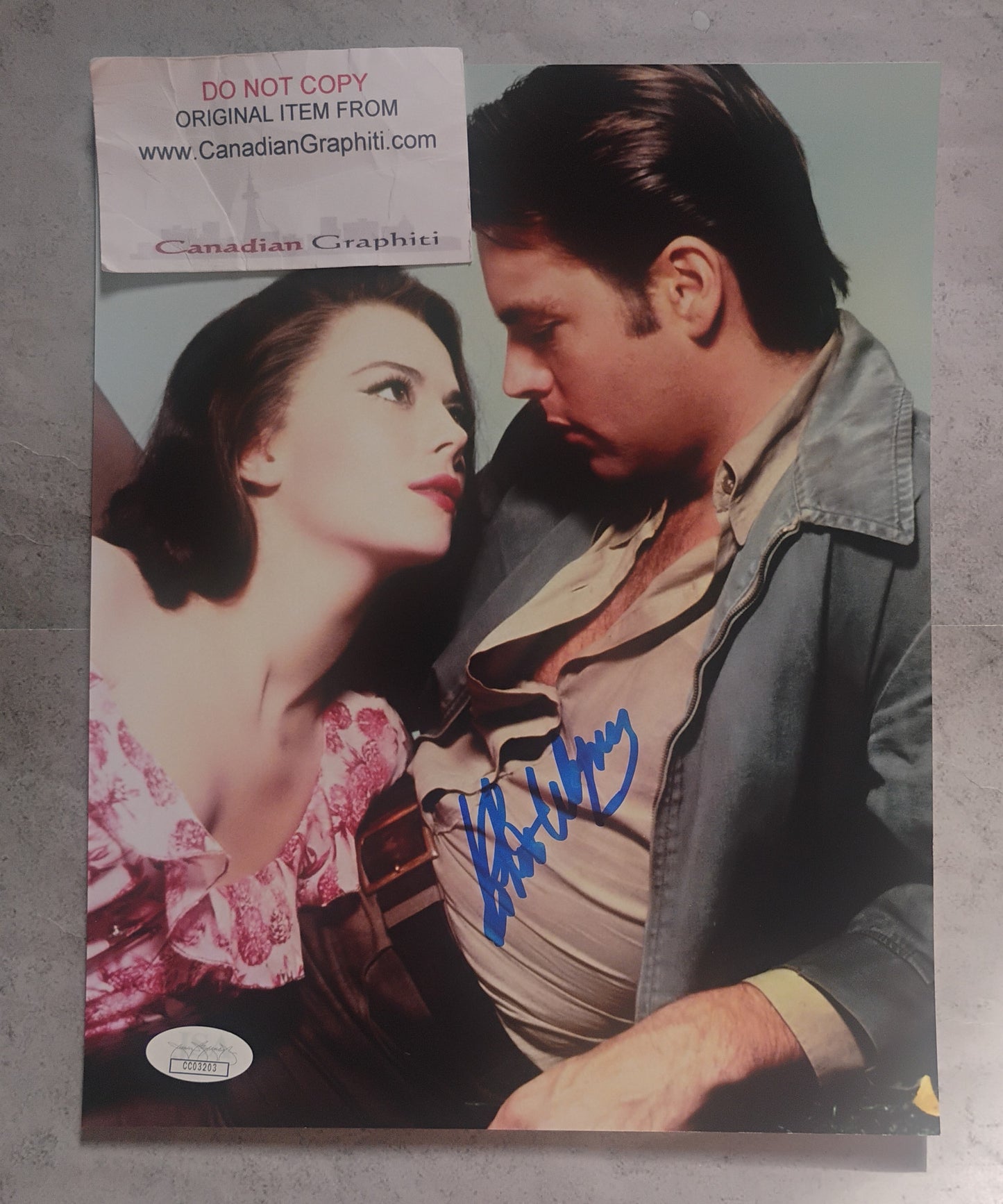 Robert Wagner Hand Signed Autograph 8x10 Photo JSA COA
