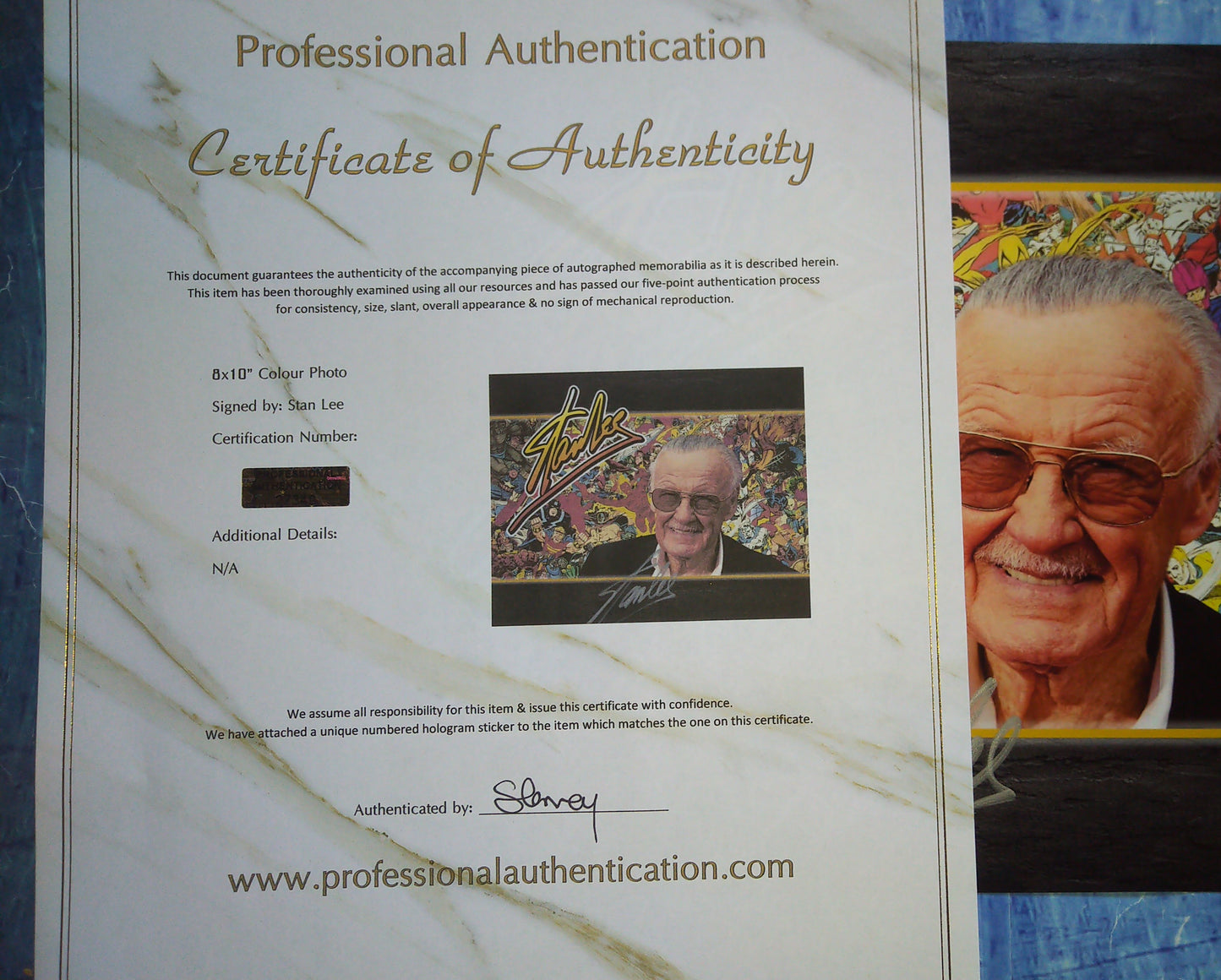 Stan Lee Hand Signed Autograph 8x10 Photo COA