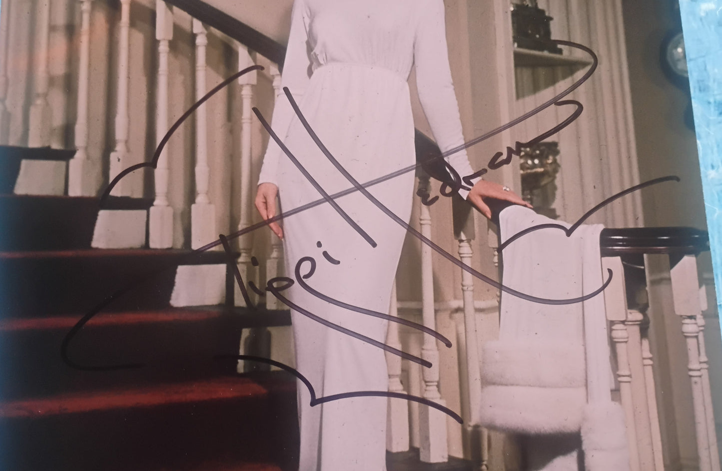 Tippi Hedren Hand Signed Autograph 8x10 Photo COA Marnie