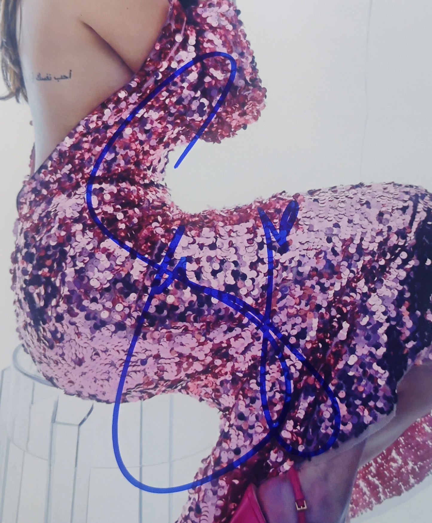 Selena Gomez Hand Signed Autograph 8x10 Photo JSA COA
