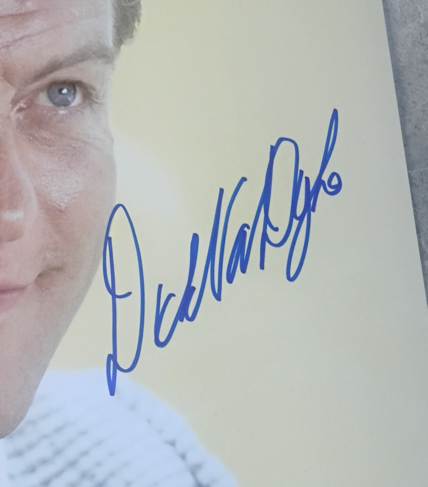 Dick Van Dyke Hand Signed Autograph 11x14 Photo COA
