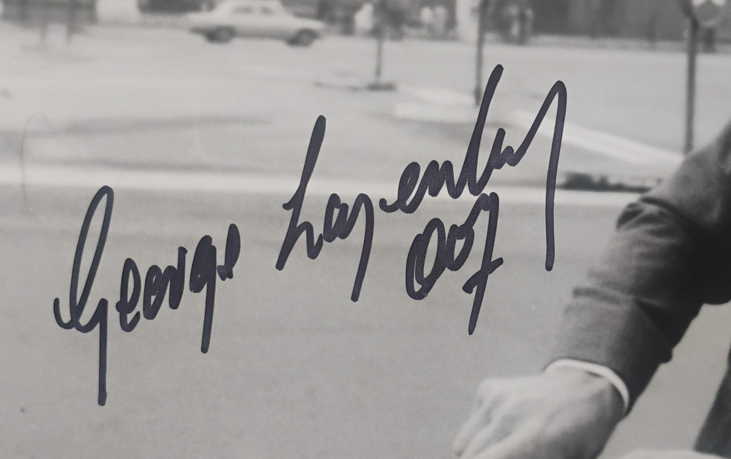 George Lazenby Hand Signed Autograph 8x10 Photo JSA COA James Bond