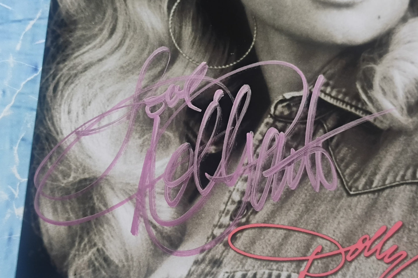 Dolly Parton Hand Signed Autograph Photo COA