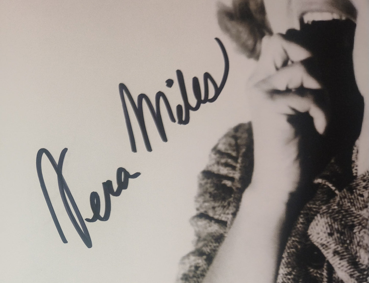 Vera Miles Hand Signed Autograph 8x10 Photo COA Psycho