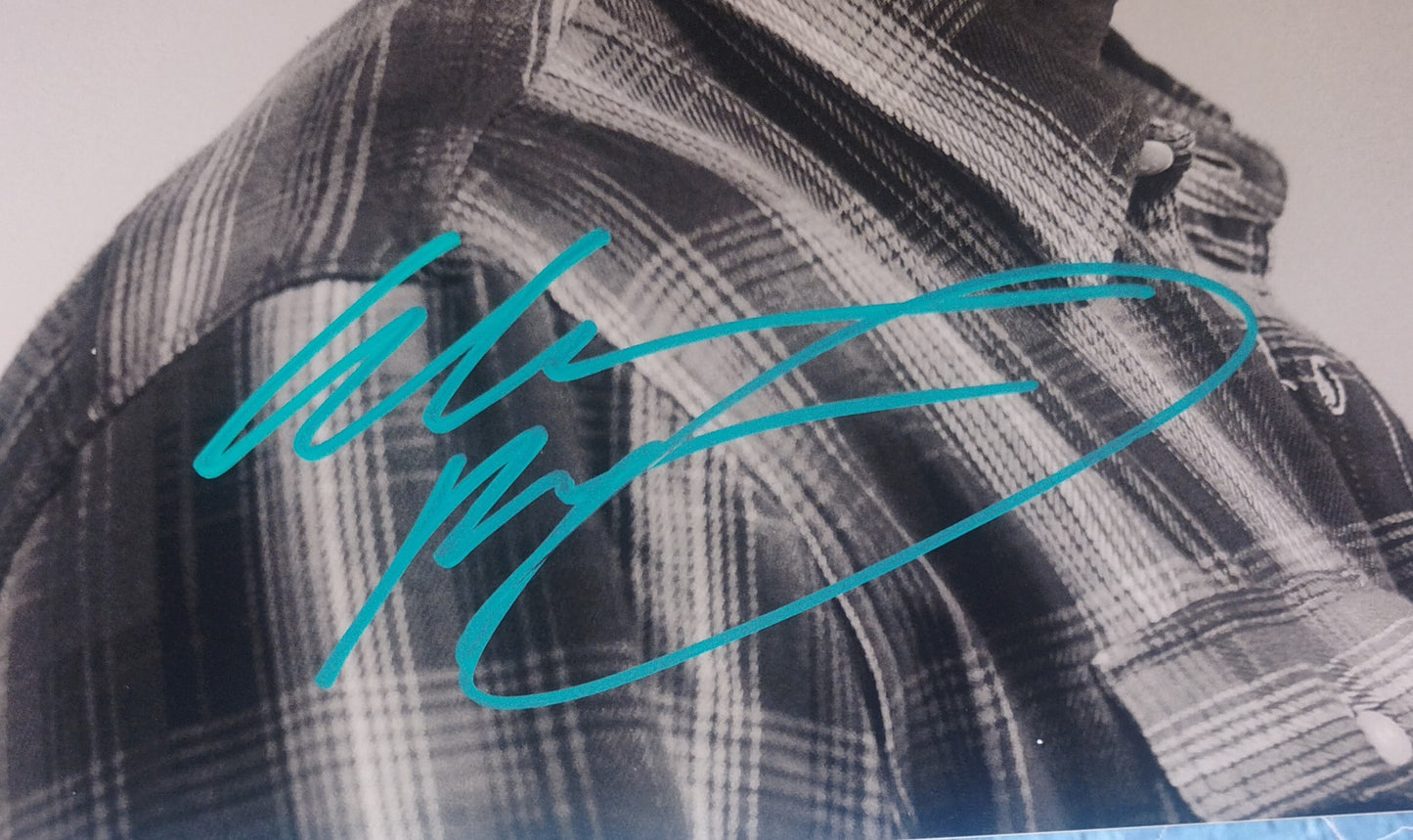 Alan Ritchson Hand Signed Autograph 8x10 Photo COA