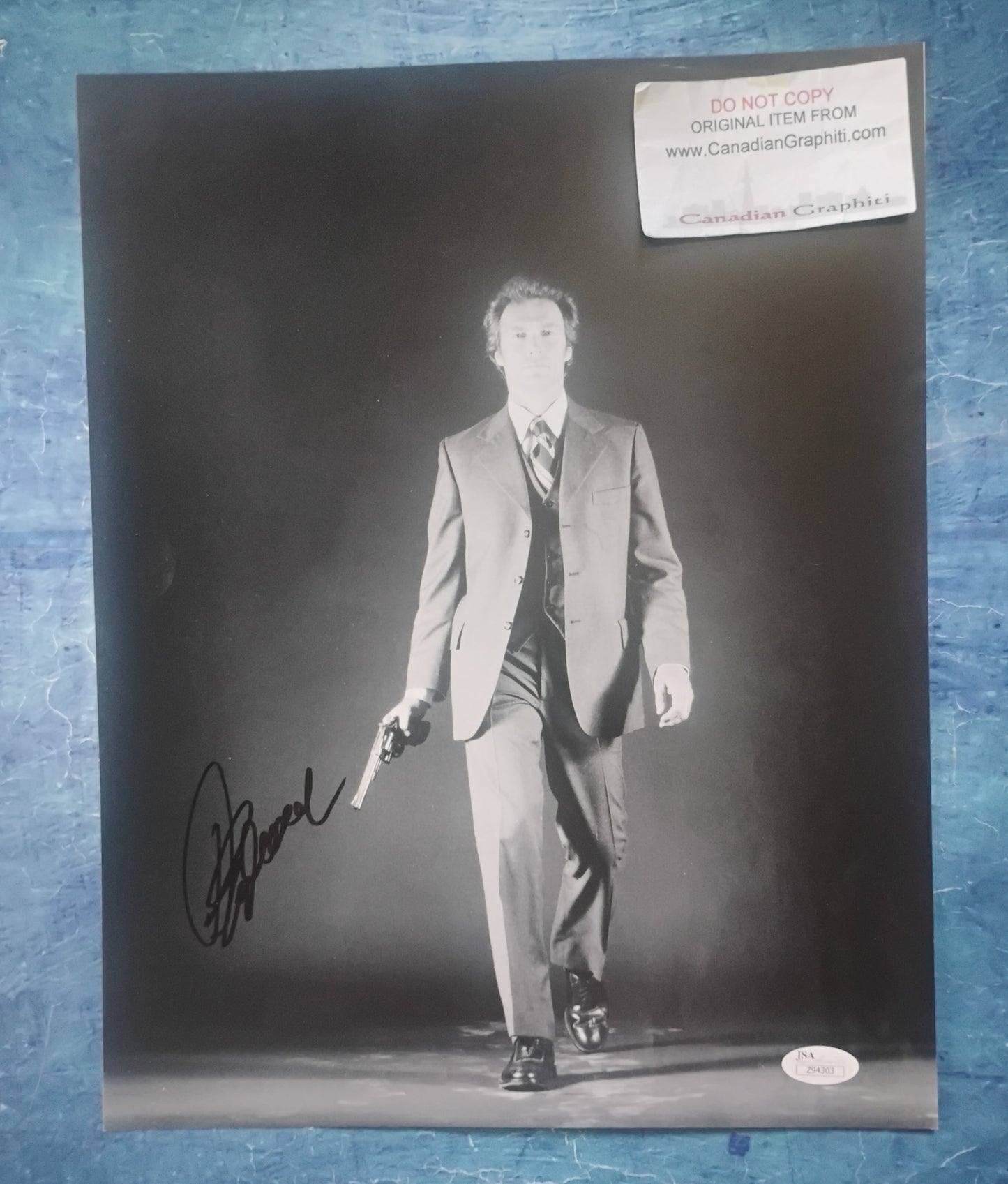 Clint Eastwood Hand Signed Autograph 11x14 Photo JSA COA