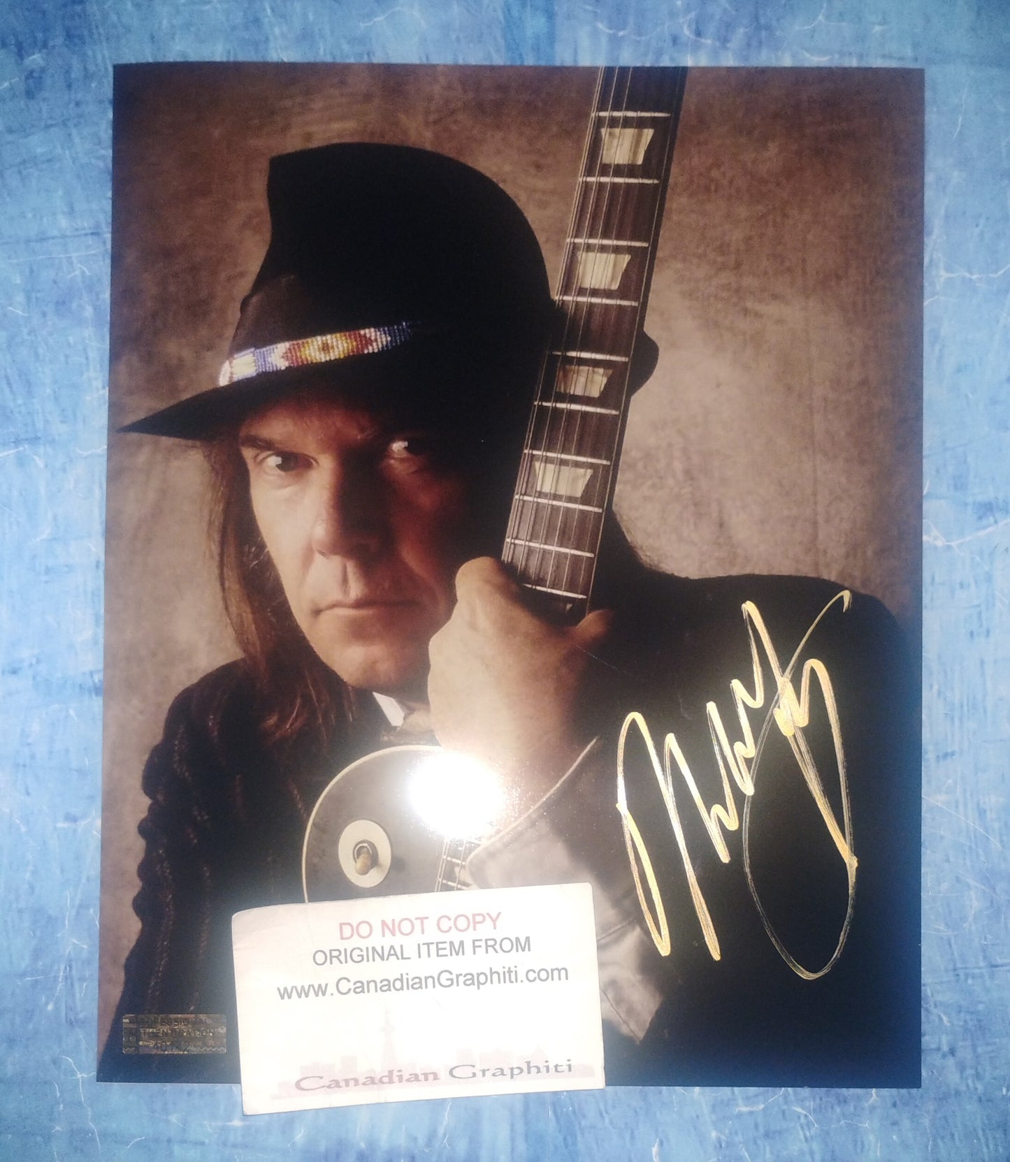 Neil Young Hand Signed Autograph 8x10 Photo COA