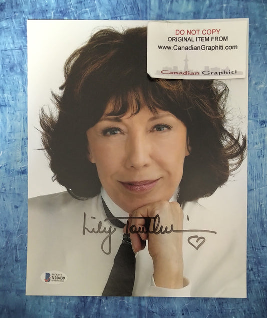 Lily Tomlin Hand Signed Autograph 8x10 Photo BAS COA