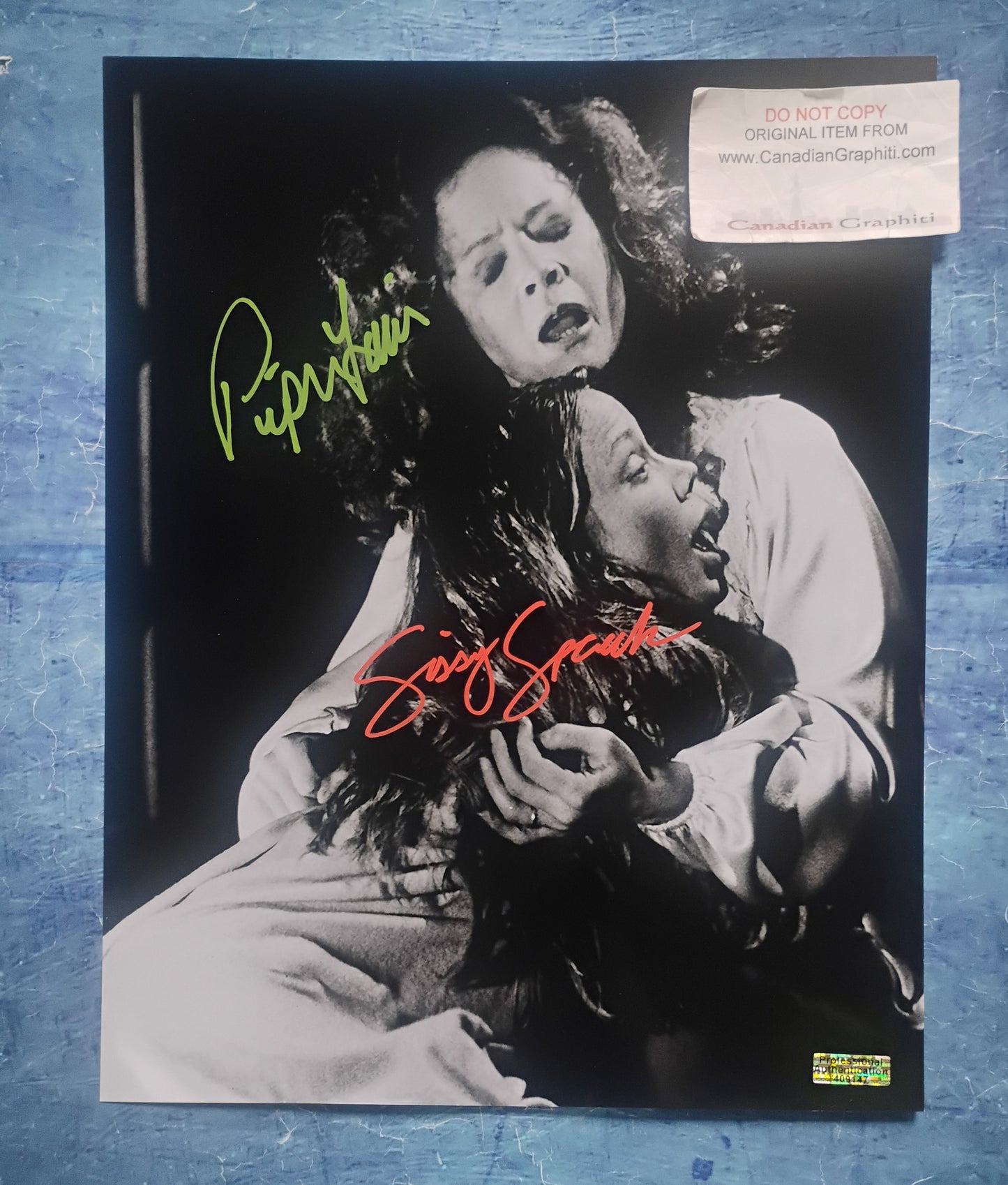 Sissy Spacek & Piper Laurie Hand Signed Autograph 11x14 Photo COA Carrie