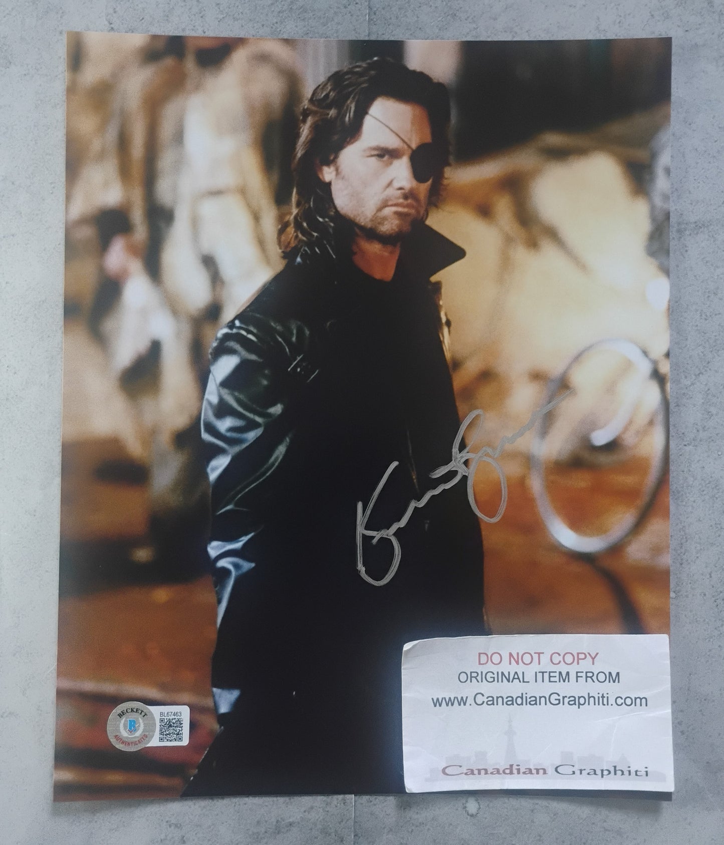 Kurt Russell Hand Signed Autograph 8x10 Photo BAS COA