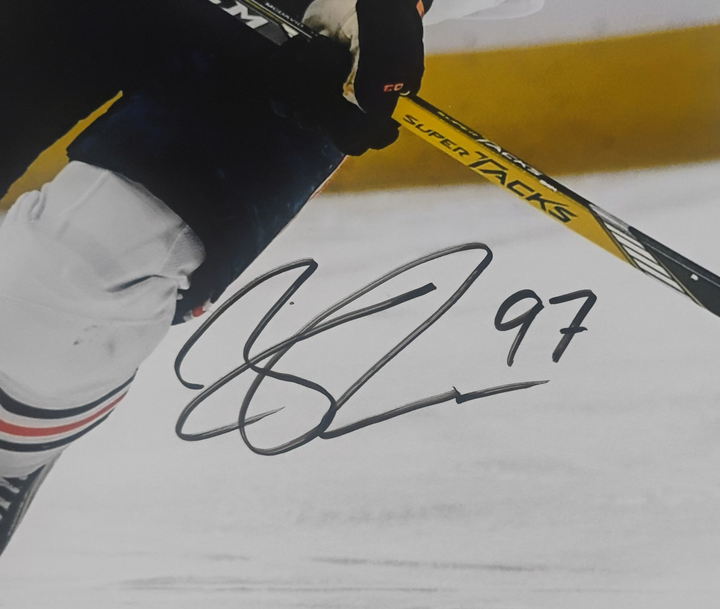 Connor McDavid Hand Signed Autograph 8x10 Photo COA Edmonton Oilers