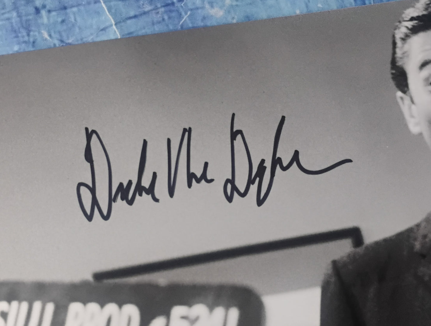Dick Van Dyke Hand Signed Autograph 8x10 Photo COA