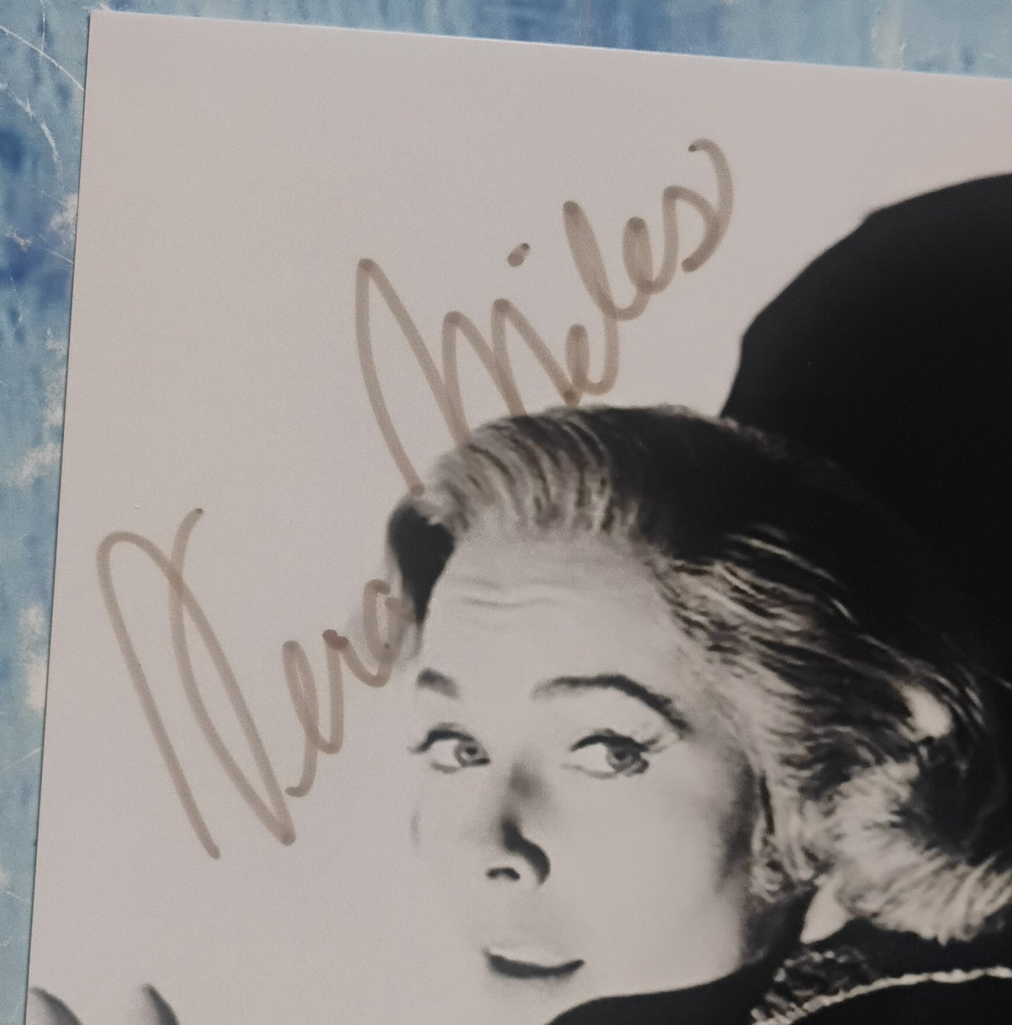 Vera Miles Hand Signed Autograph Photo COA Psycho