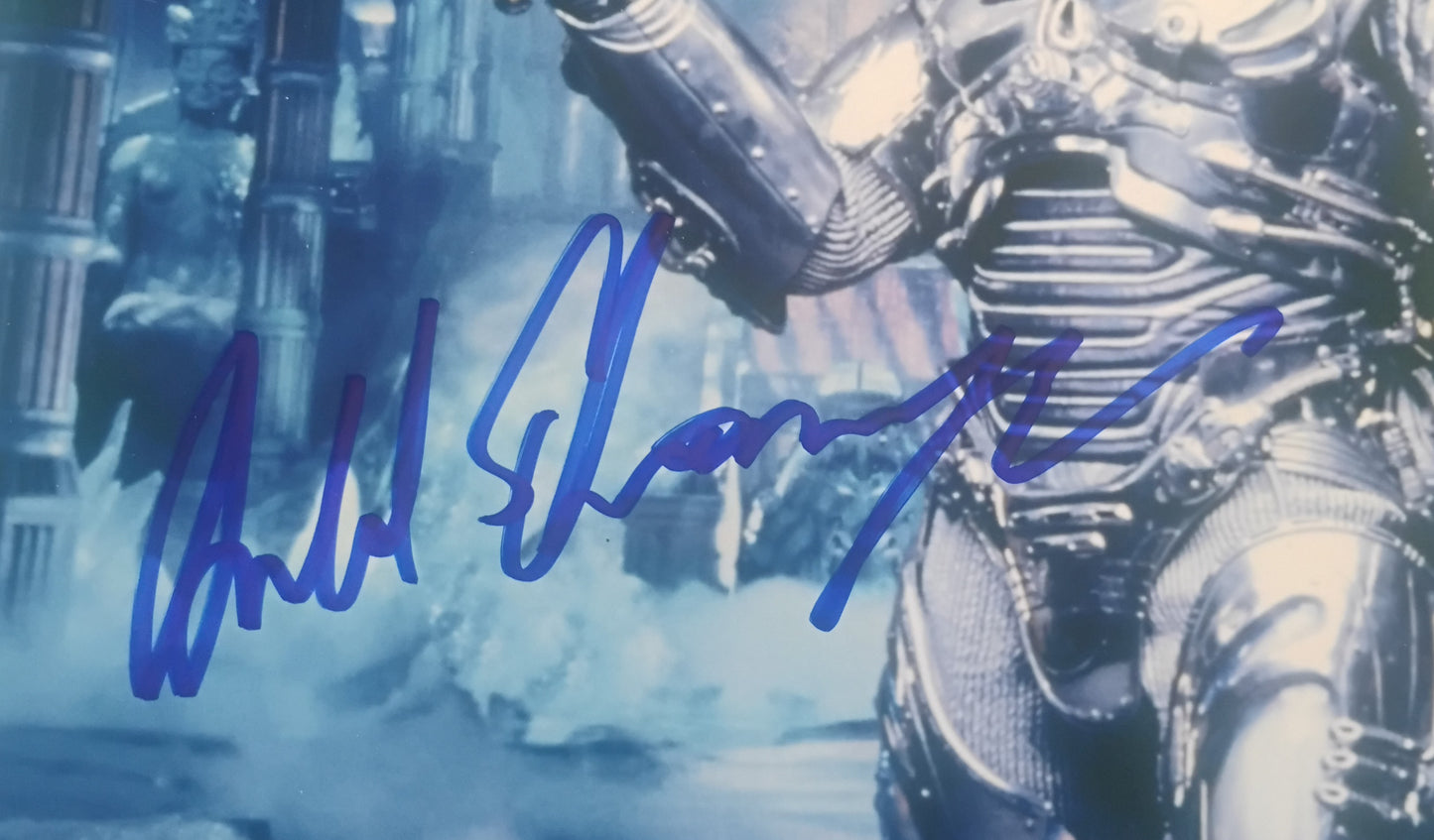 Arnold Schwarzenegger Hand Signed Autograph 8x10 Photo COA Batman