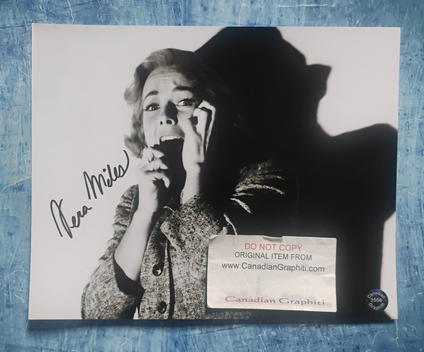 Vera Miles Hand Signed Autograph 8x10 Photo COA Psycho