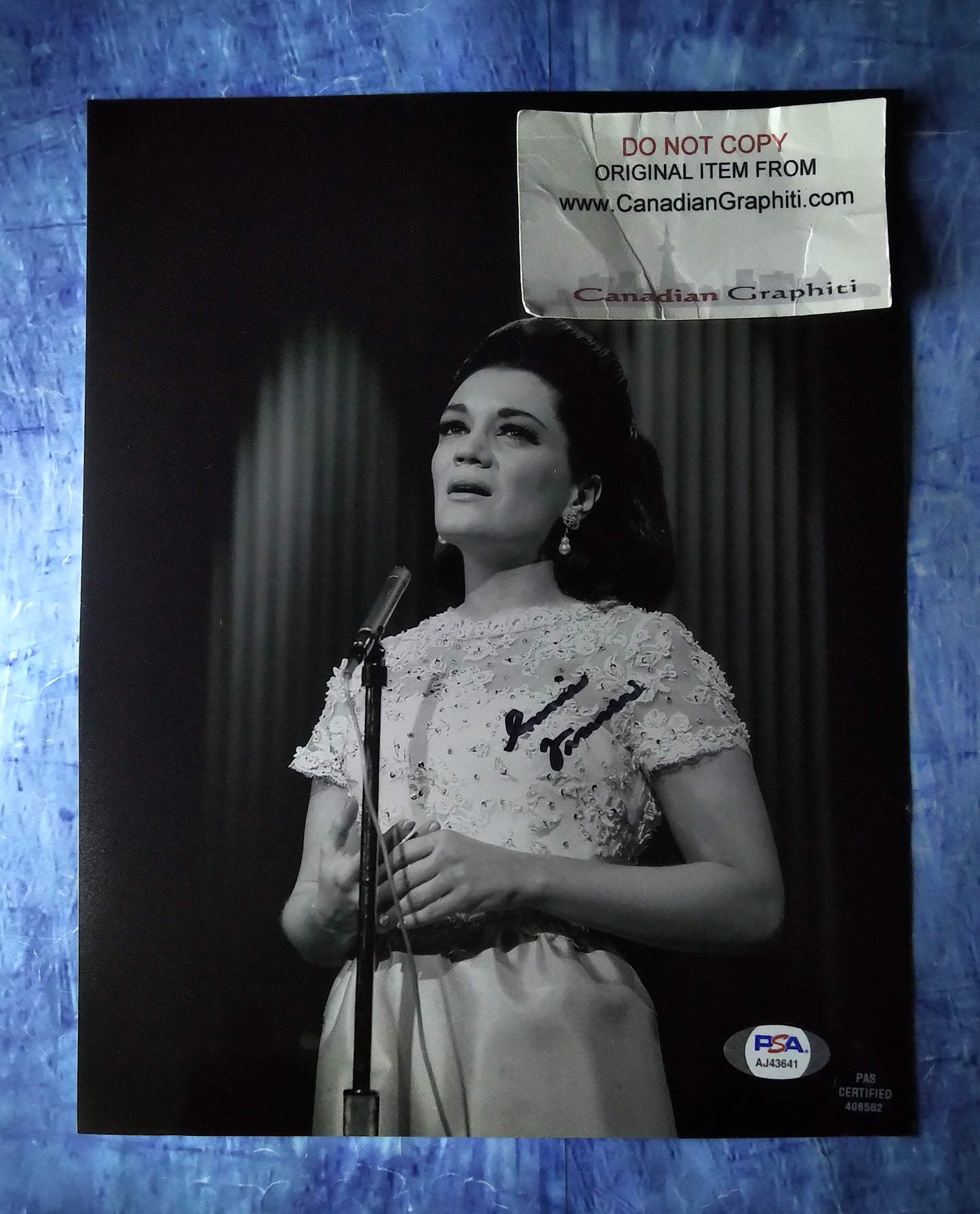 Connie Francis Hand Signed Autograph 8x10 Photo PSA COA