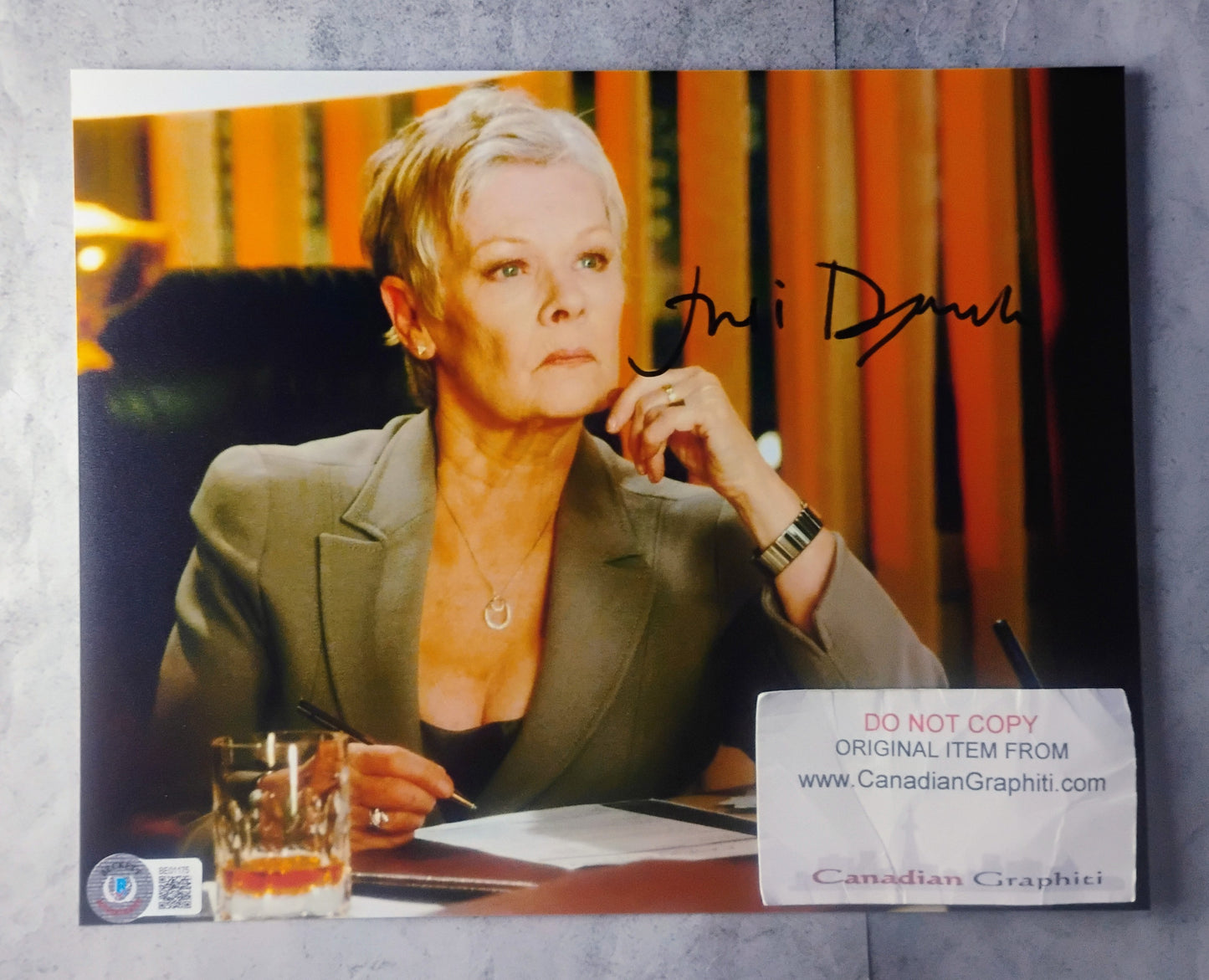 Judi Dench Hand Signed Autograph 8x10 Photo BAS COA
