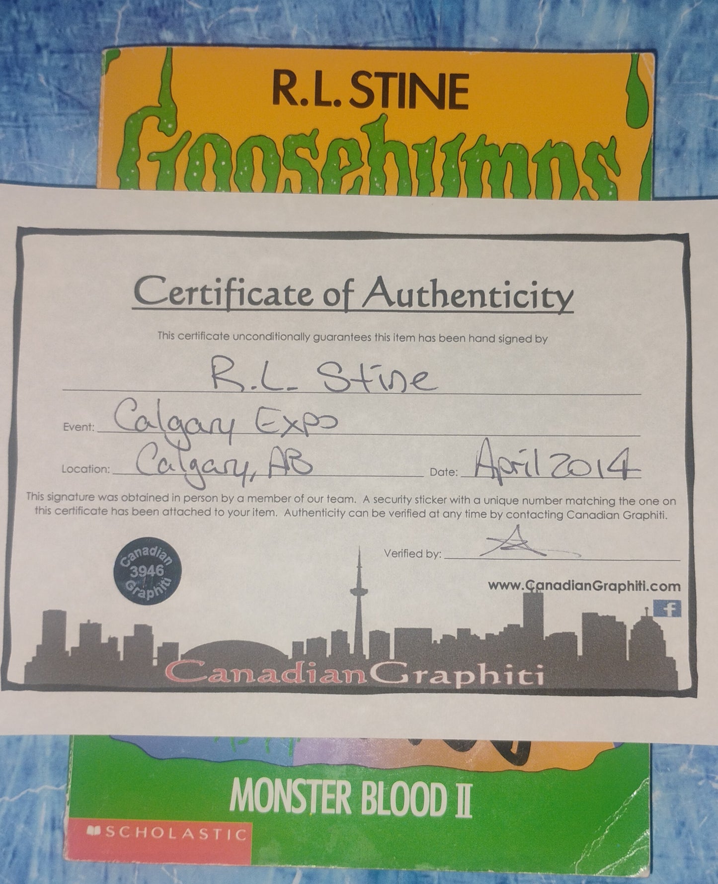 R.L. Stine Hand Signed Autograph Goosebumps Book COA