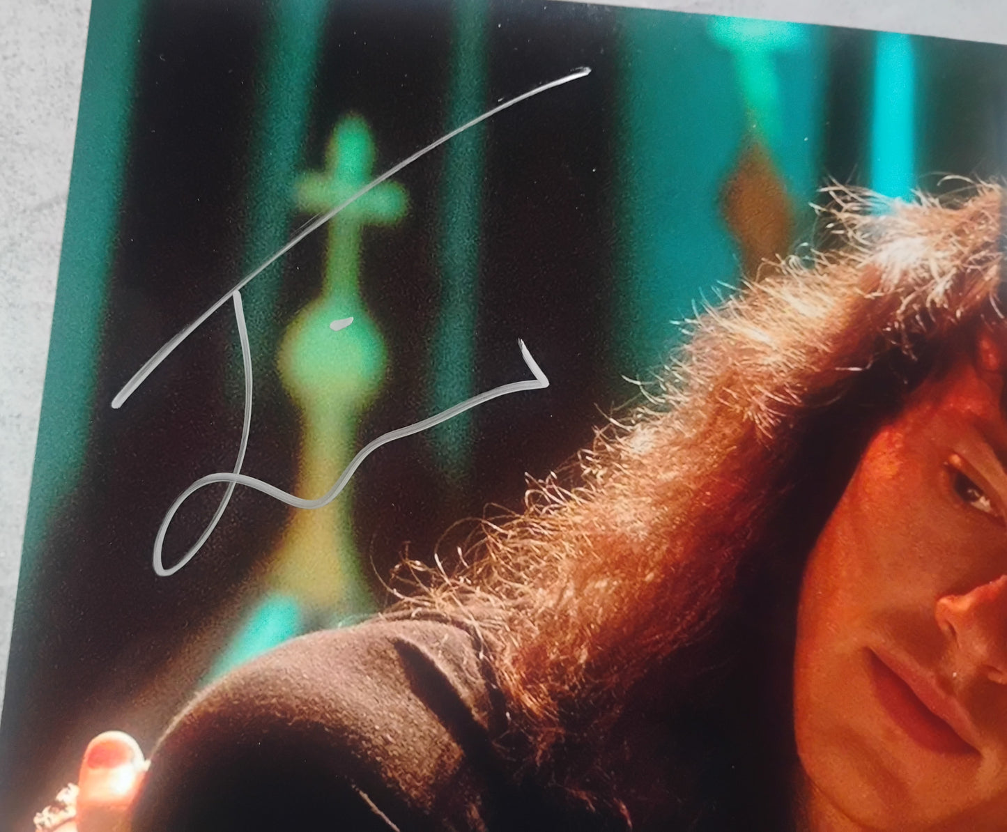 Joseph Quinn Hand Signed Autograph 11x14 Photo JSA COA Stranger Things