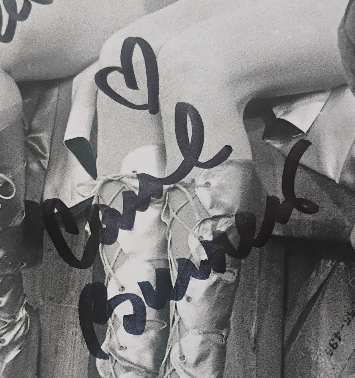 Vicki Lawrence & Carol Burnett Hand Signed Autograph 8x10 Photo BAS COA