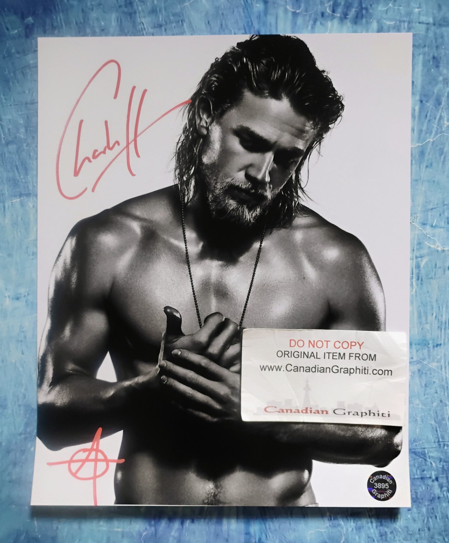 Charlie Hunnam Hand Signed Autograph 8x10 Photo COA