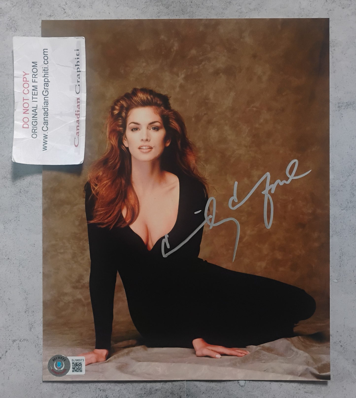 Cindy Crawford Hand Signed Autograph 8x10 Photo BAS COA