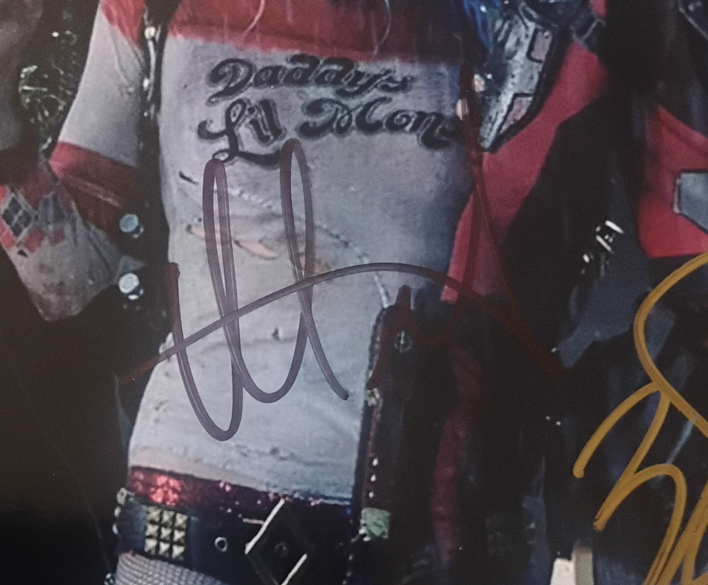 Margot Robbie, Will Smith & Joel Kinnaman Hand Signed Autograph 8x10 Photo COA Suicide Squad