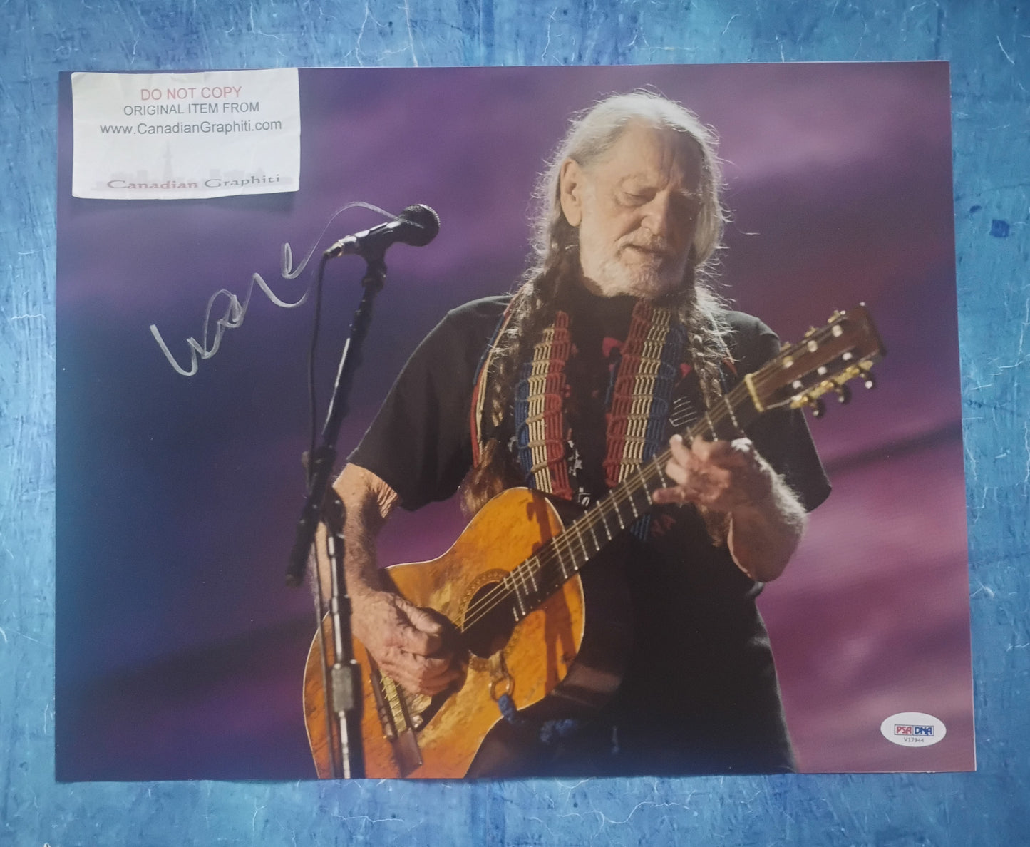 Willie Nelson Hand Signed Autograph 11x14 Photo PSA COA
