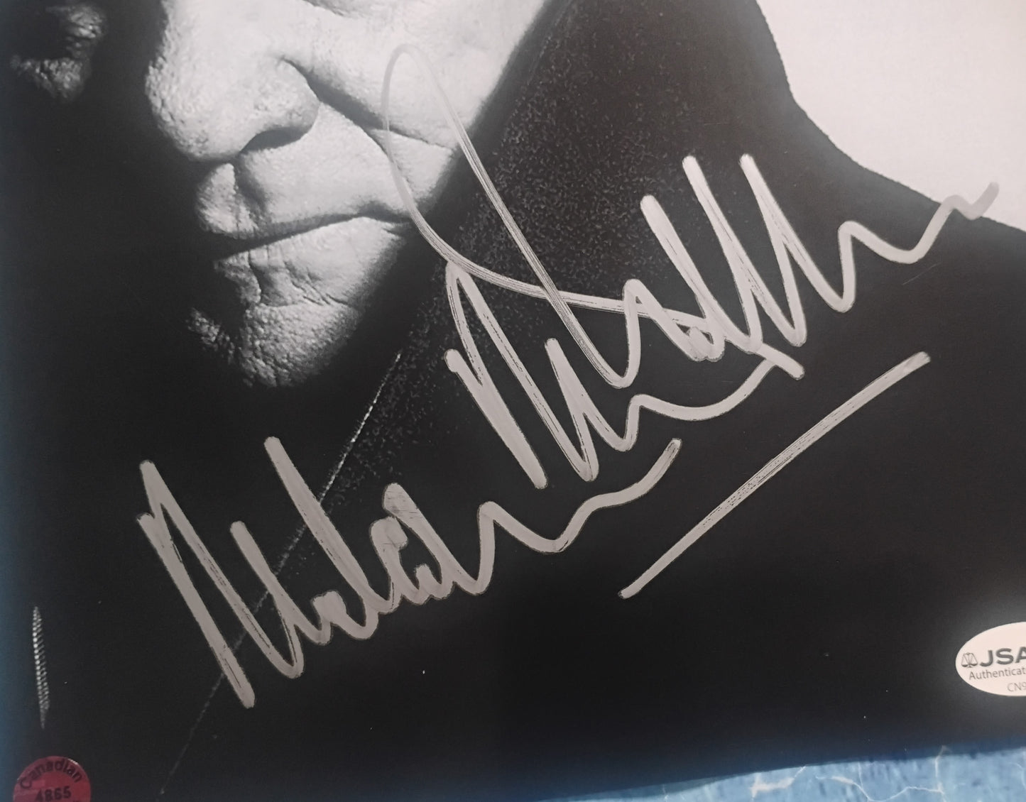 Malcolm McDowell Hand Signed Autograph 8x10 Photo JSA COA