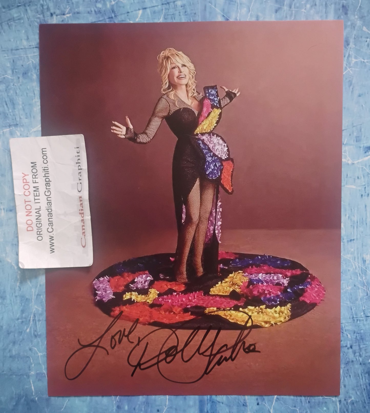 Dolly Parton Hand Signed Autograph 8x10 Photo COA