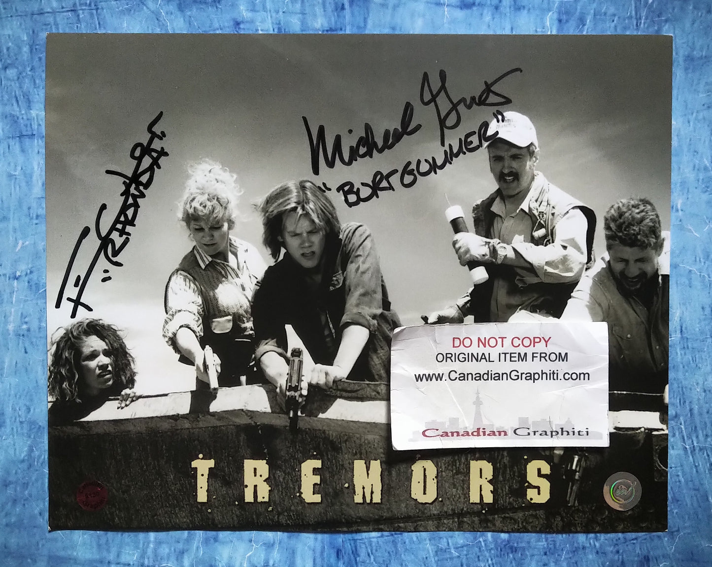 Michael Gross & Finn Carter Hand Signed Autograph 8x10 Photo COA Tremors