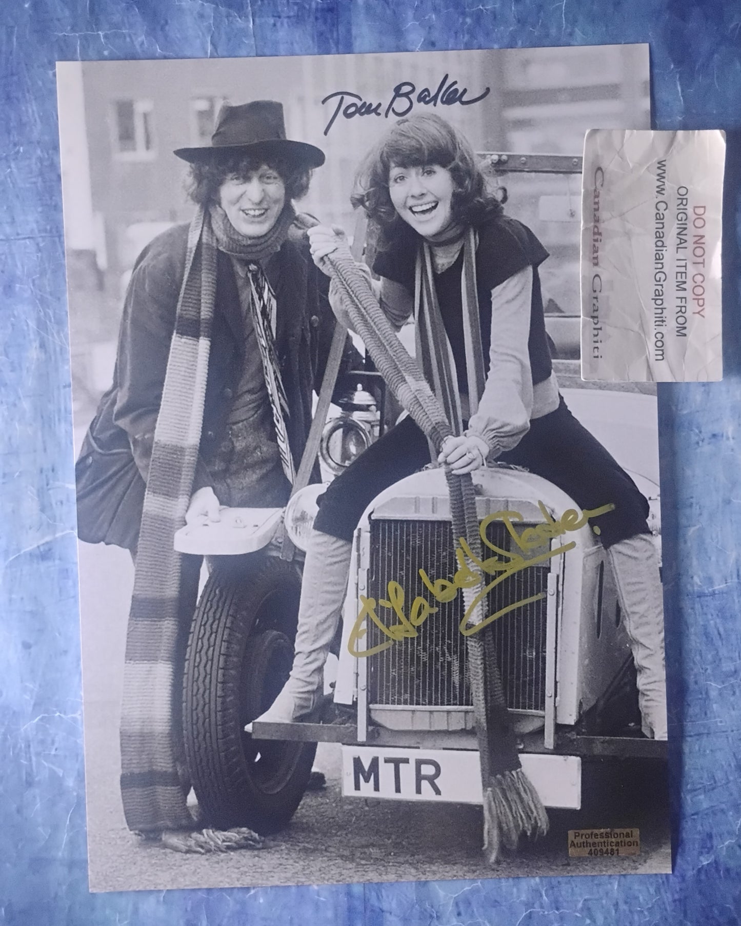 Tom Baker & Elisabeth Sladen Hand Signed Autograph Photo COA Doctor Who