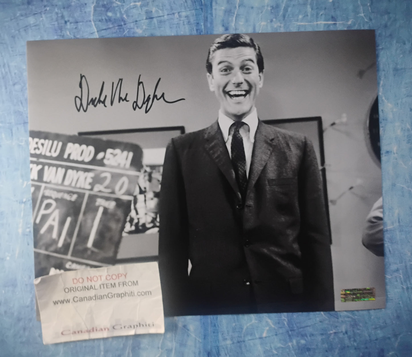 Dick Van Dyke Hand Signed Autograph 8x10 Photo COA