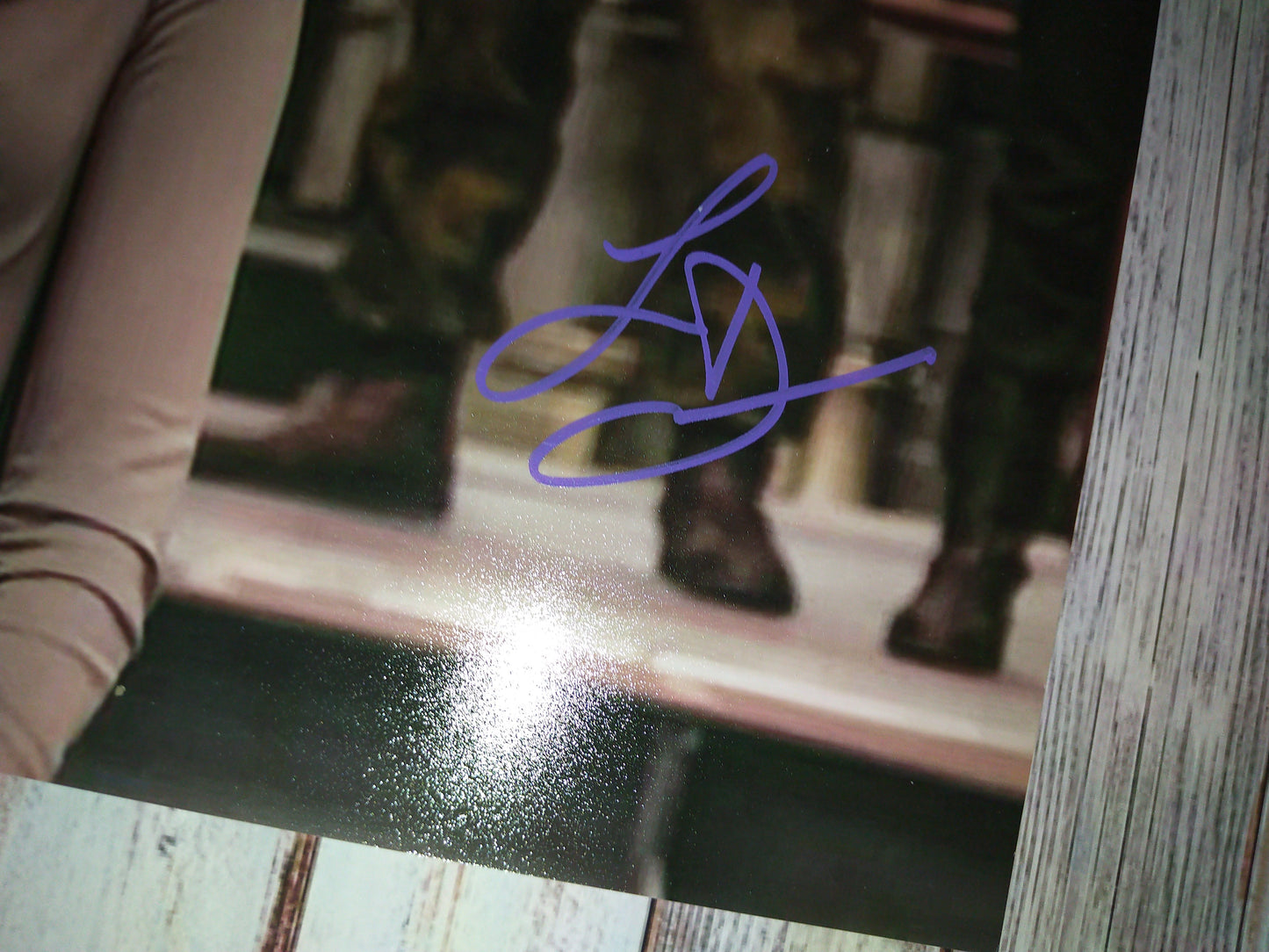 Laura Dern Hand Signed Autograph 11x14 Photo Star Wars